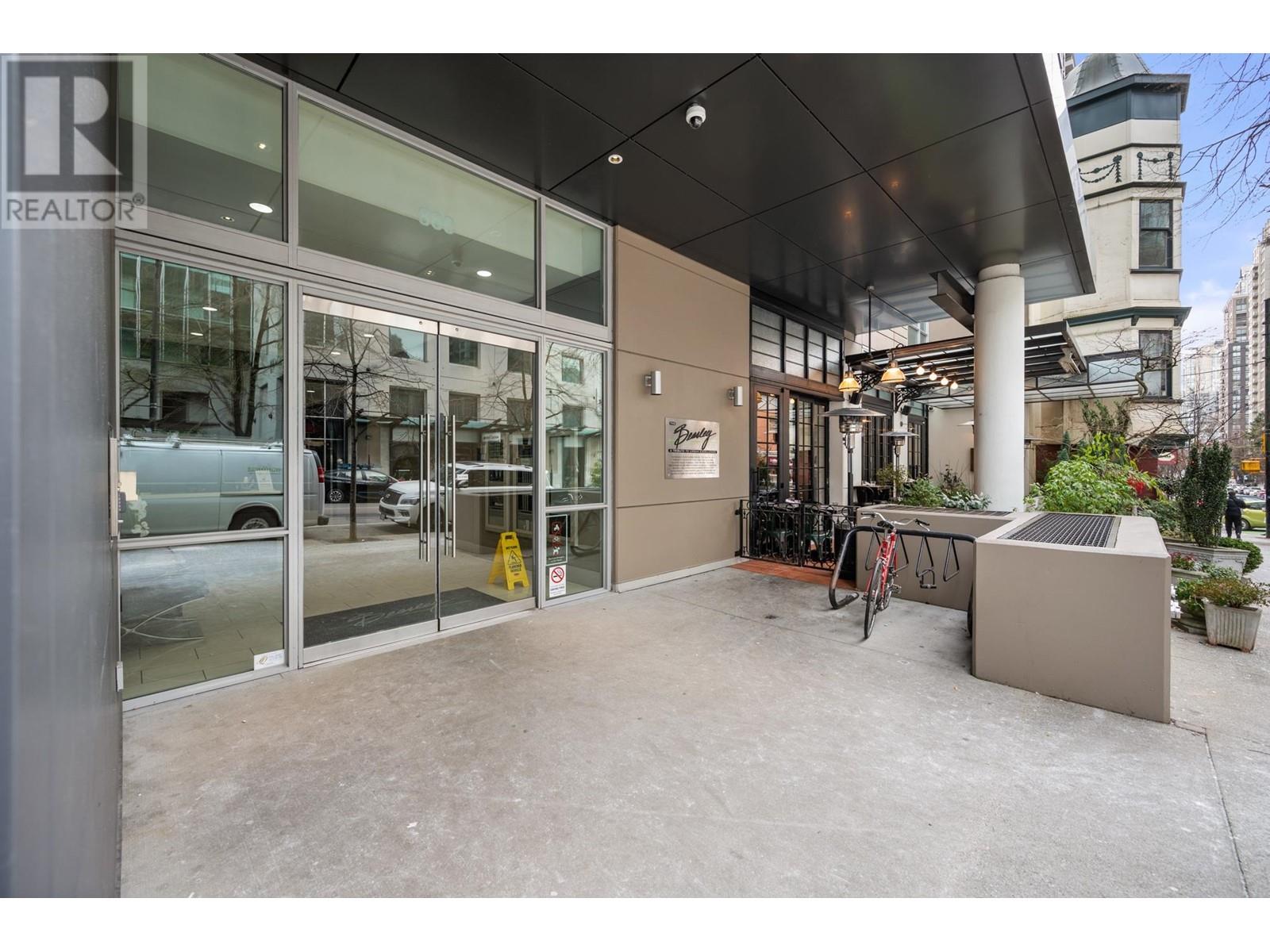1602-888 Homer Street, Vancouver, BC, V6B 0H7