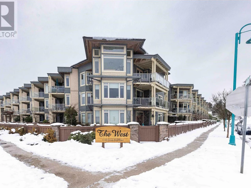 109 - 5160 Davis Bay Road, Sechelt BC