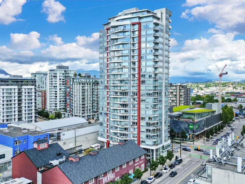 1003 - 1775 Quebec Street, Vancouver BC V5T 0E3