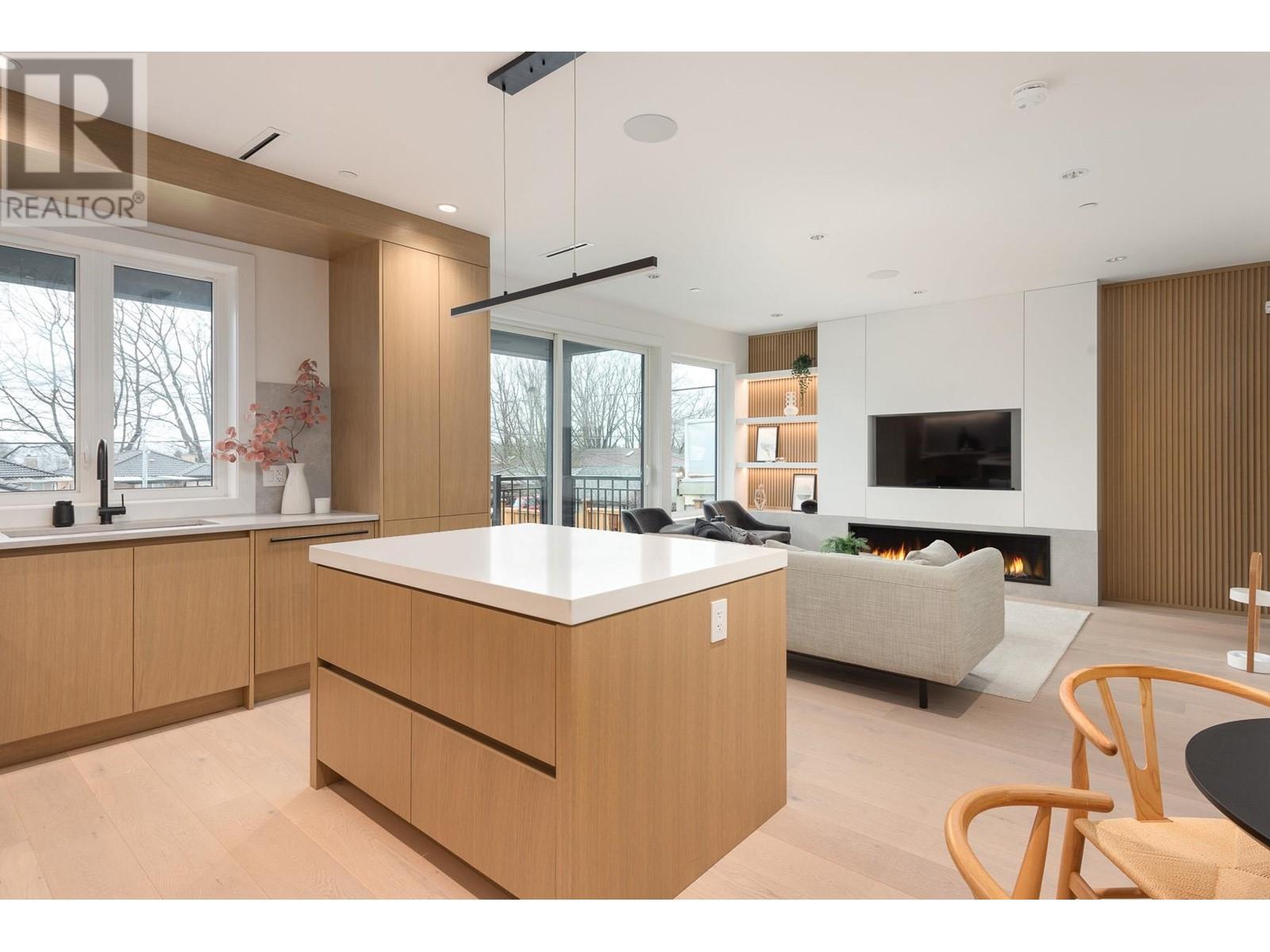3580 East Pender Street, Vancouver, BC