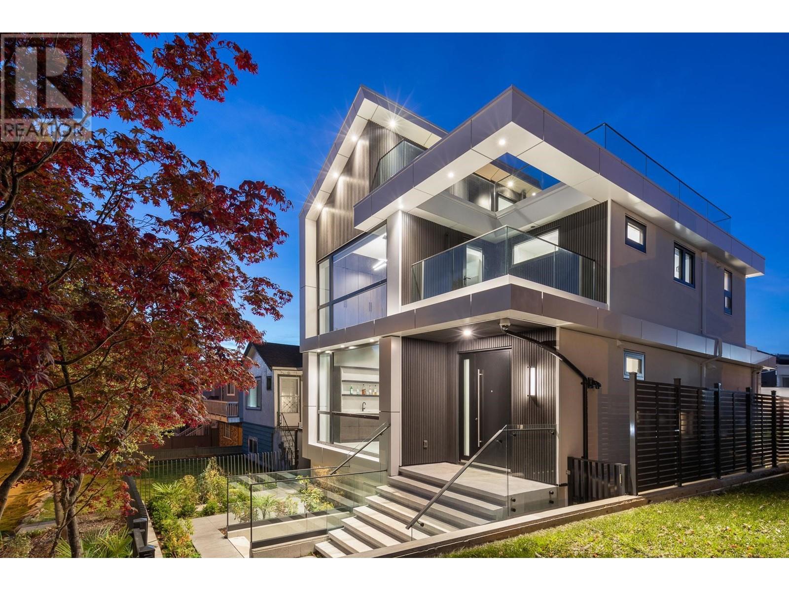 603 East 57th Avenue, Vancouver, BC, V5X 1T1