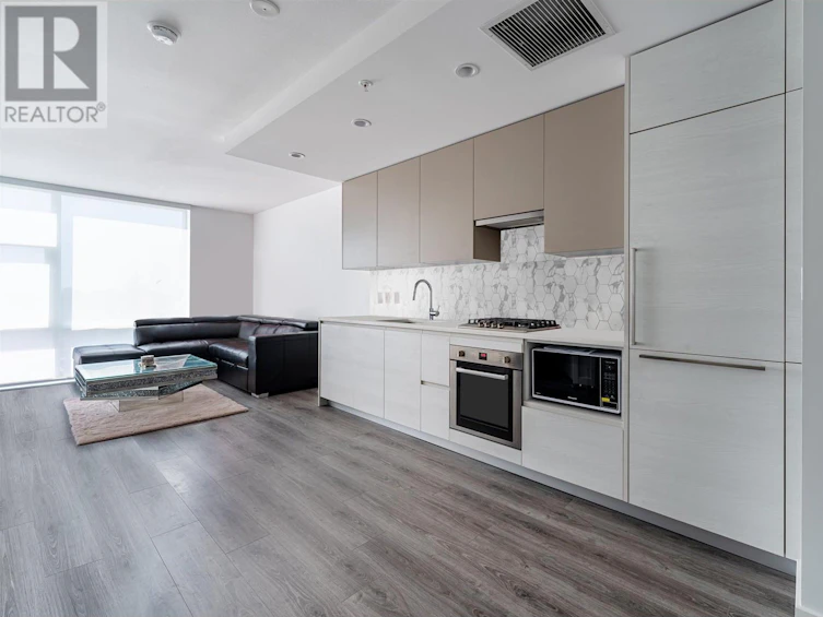412-8181 Chester Street, Vancouver, BC, V5X 0J9