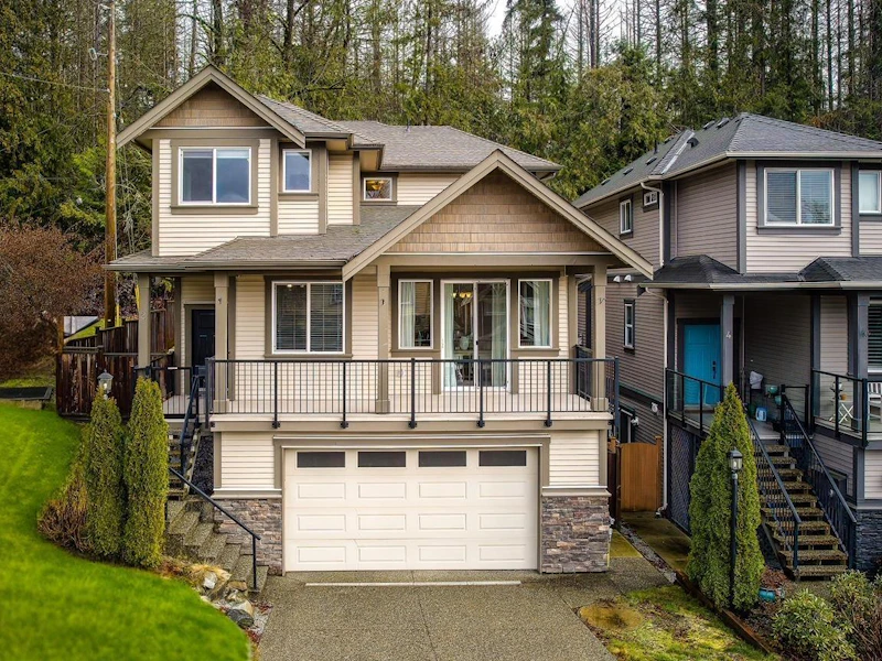 2 - 23810 132nd Avenue, Maple Ridge BC V4R 2S5