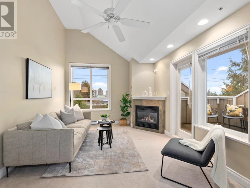 402 - 128 W 21st Street, North Vancouver BC V7M 1Y9