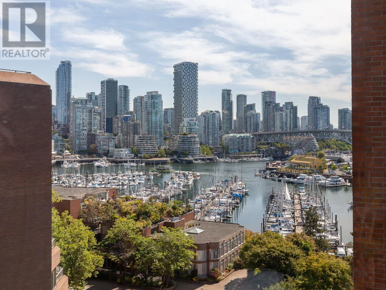 1003-1450 Pennyfarthing Drive, Vancouver, BC, V6J 4X8
