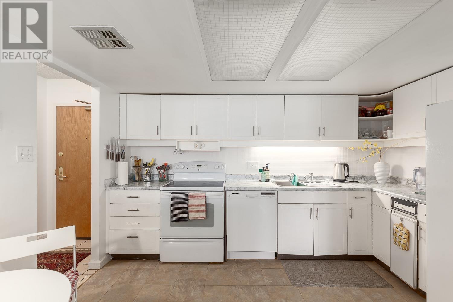 1003-1450 Pennyfarthing Drive, Vancouver, BC, V6J 4X8 - 11