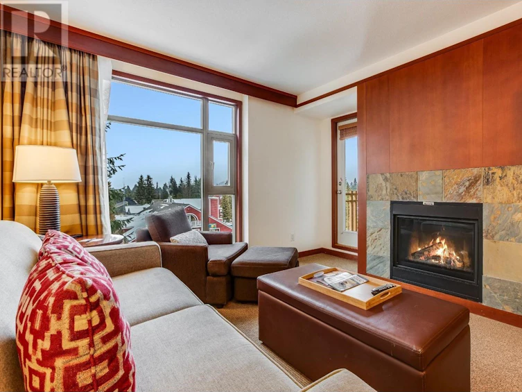 4404-4299 Blackcomb Way, Whistler, BC, V8E 0X3 - 3