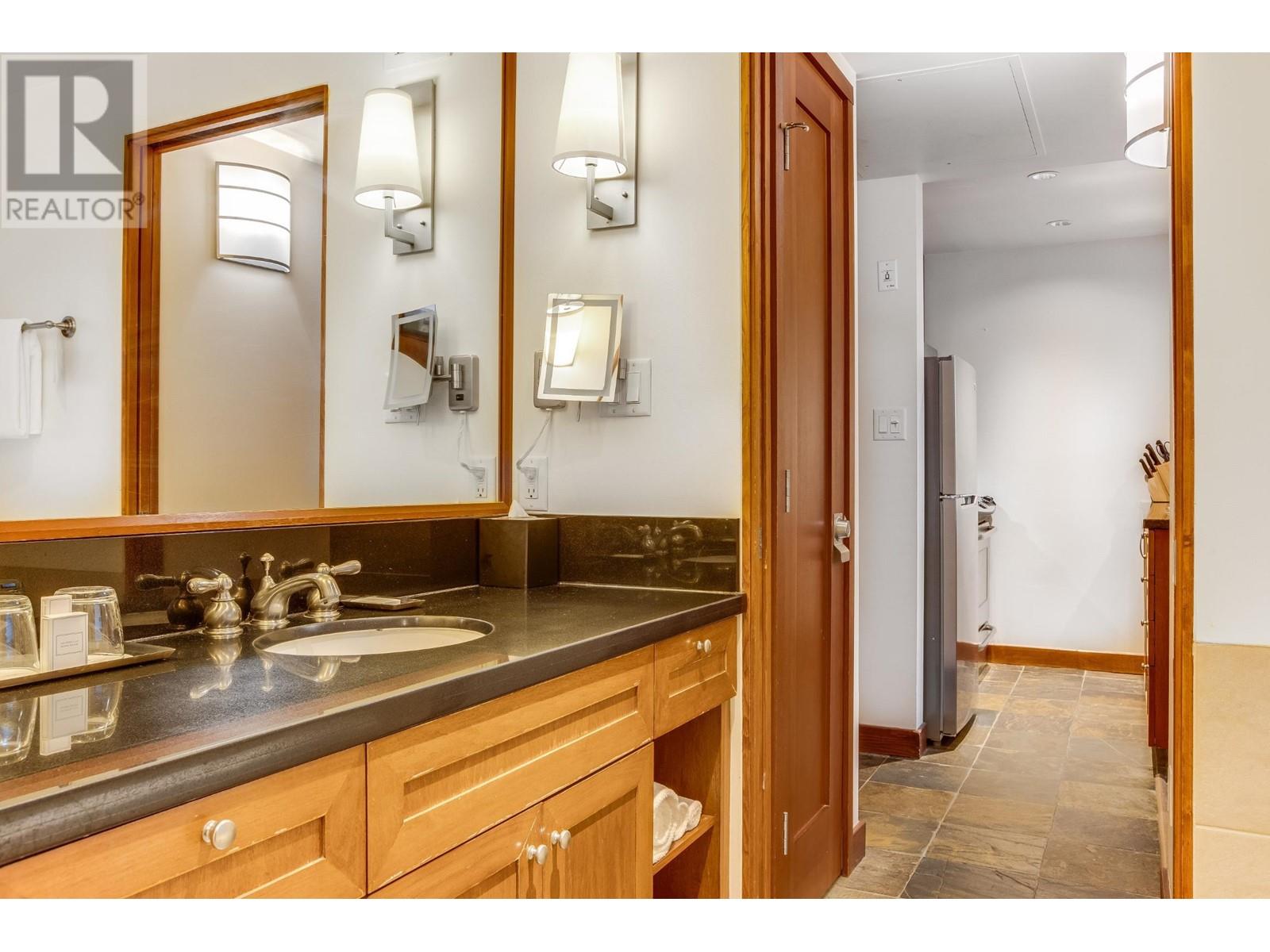 4404-4299 Blackcomb Way, Whistler, BC, V8E 0X3 - 16