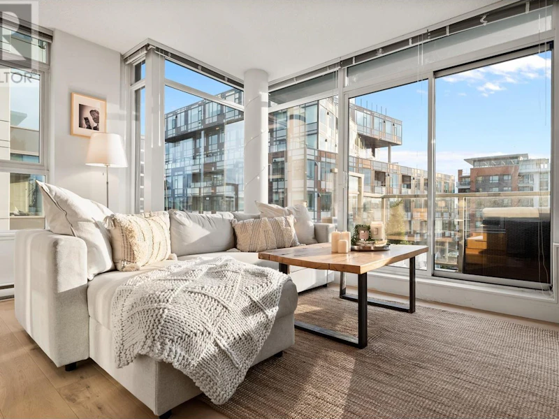 815 - 250 E 6th Avenue, Vancouver BC V5T 1J8