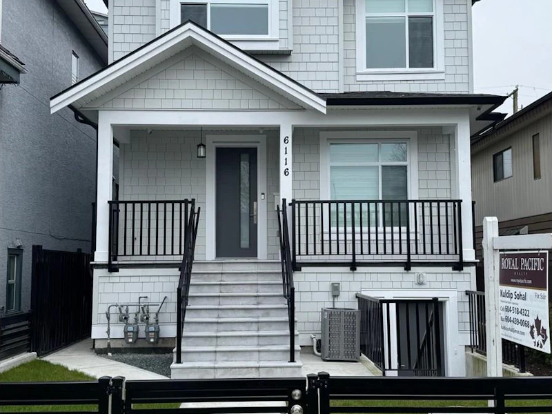6116 Chester Street, Vancouver BC V5W 3C1