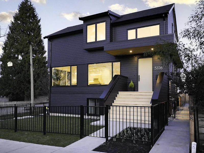 5326 Ross Street, Vancouver BC V5W 3K9