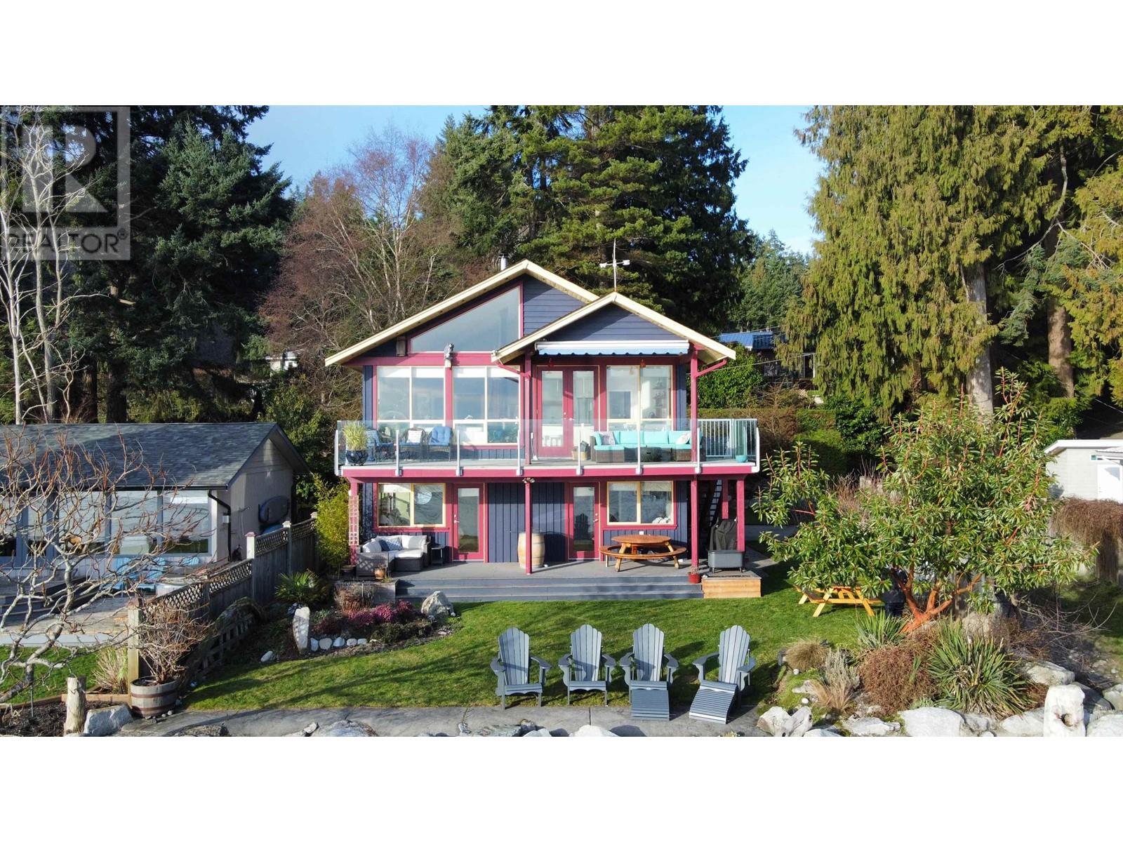 998 Stephens Road, Roberts Creek, BC, V0N 2W4