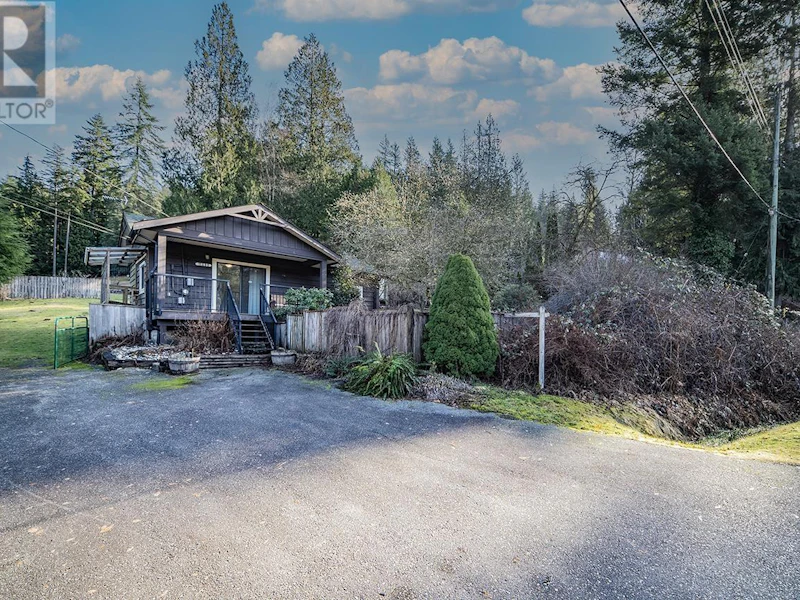 11880 285th Street, Maple Ridge BC V2W 1L9