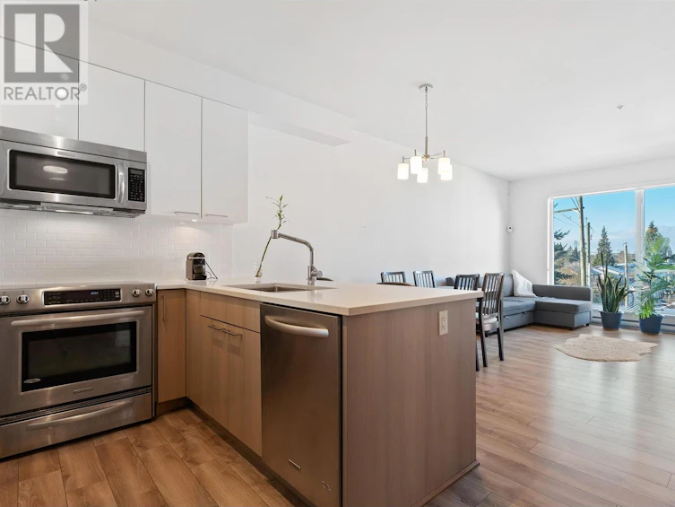 307-1201 West 16th Street, North Vancouver, BC, V7P 1R5