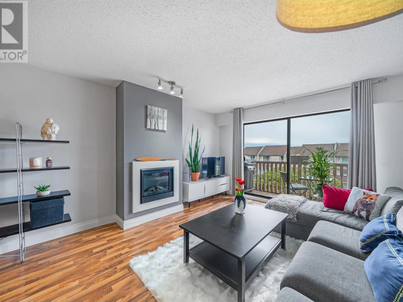 205 - 236 W 2nd Street, North Vancouver BC V7M 1C6