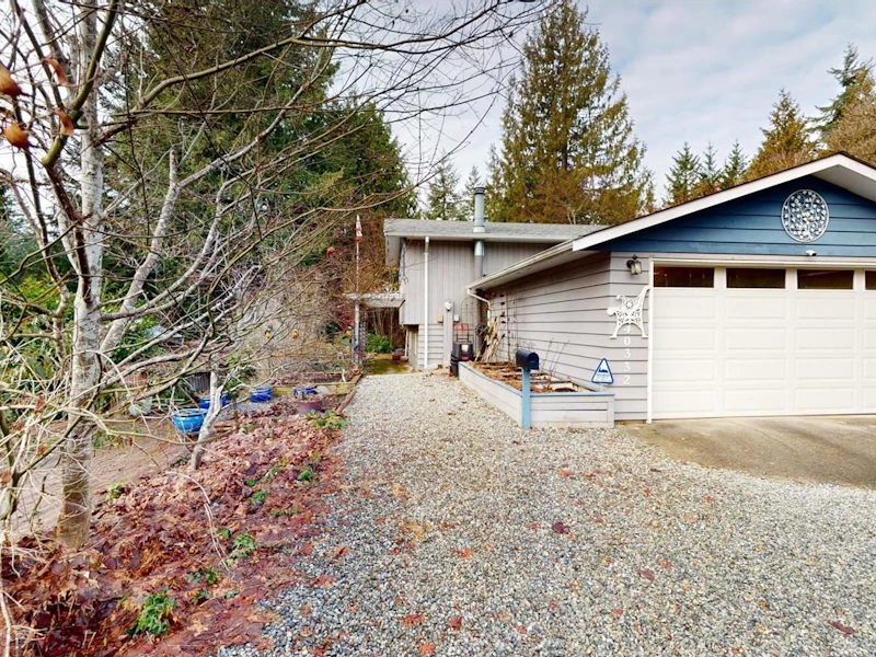 40332 Kintyre Drive, Squamish BC V8B 0J6