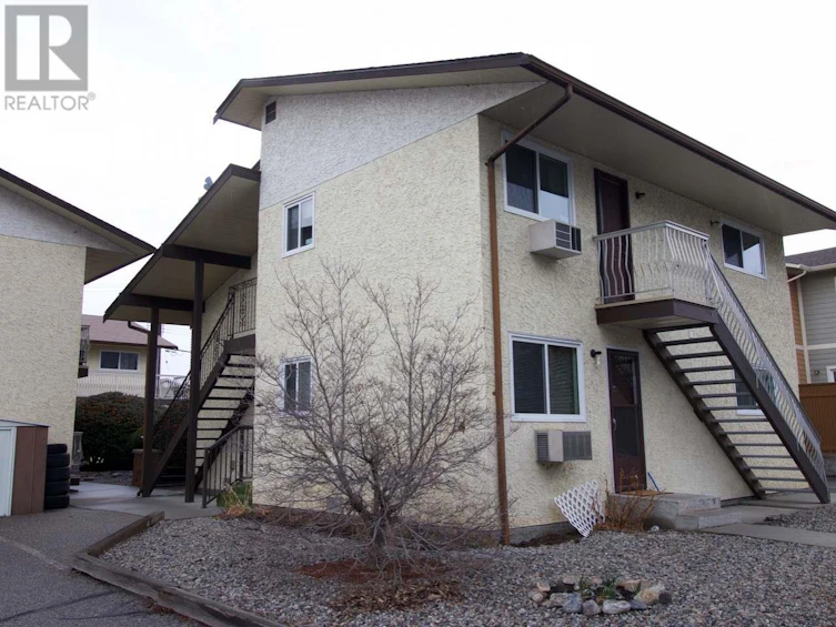 205-186 Roy Avenue, Penticton, BC, V2A 3M9