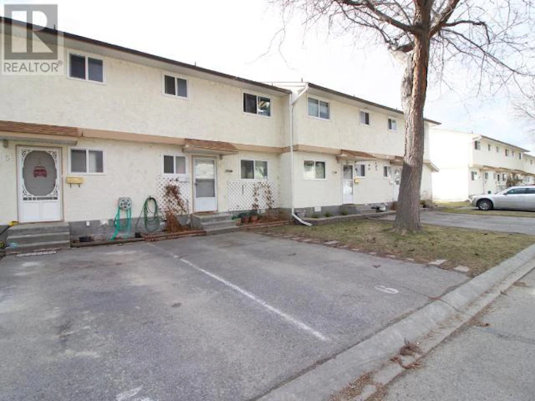 6-3099 South Main Street, Penticton, BC, V2A 6Y2