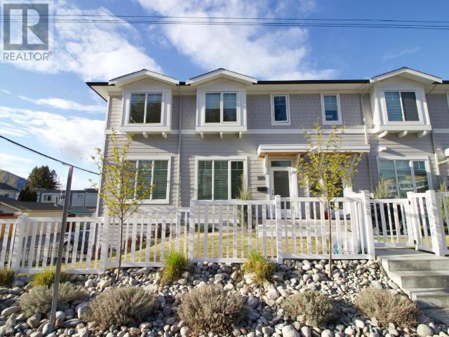 289 E Nanaimo Ave E Avenue, Penticton, BC, V2A 0G5