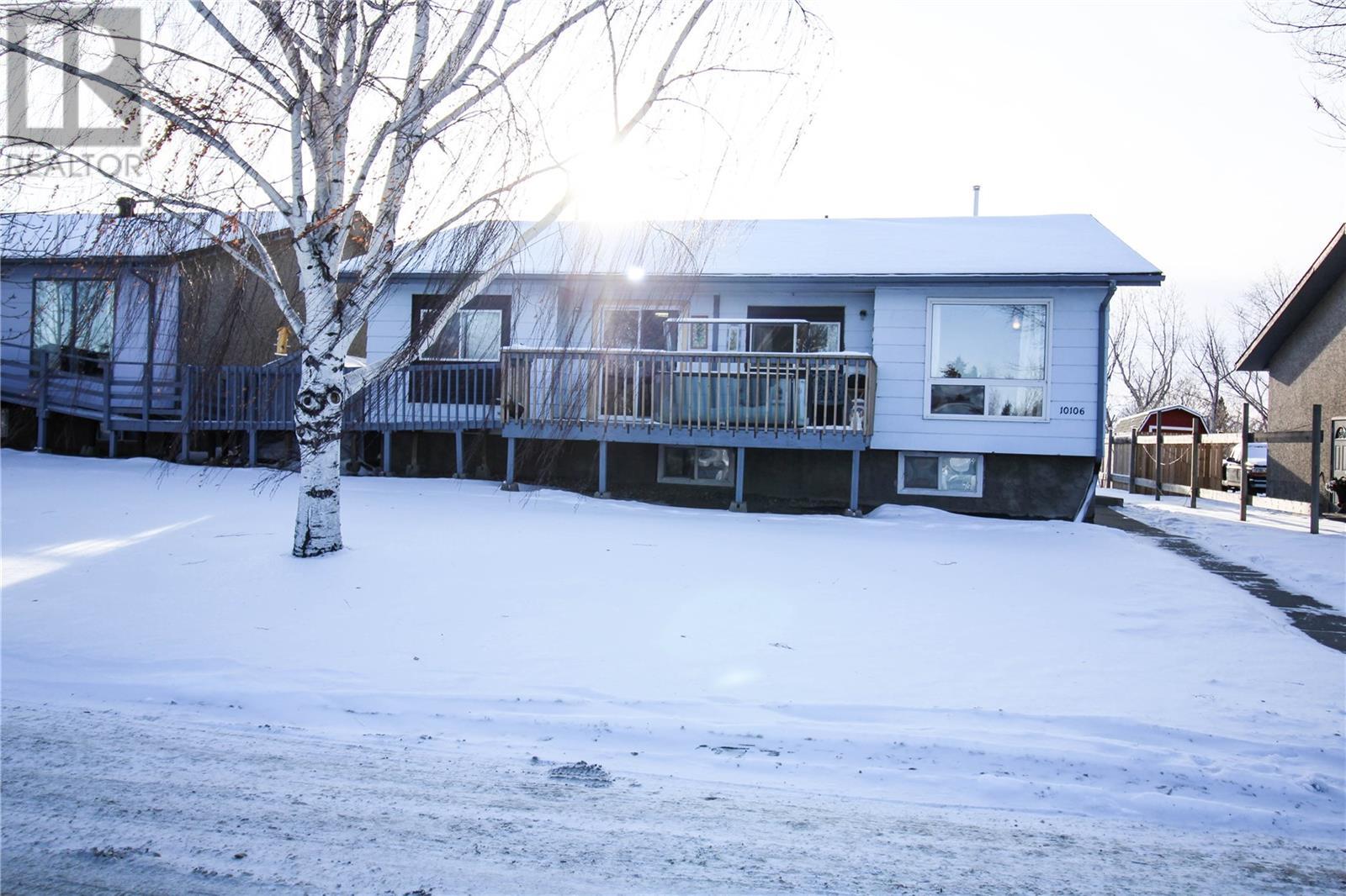 10106 Ross Crescent  