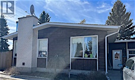 434 Skeena Court, Saskatoon, SK, S7K 4H2