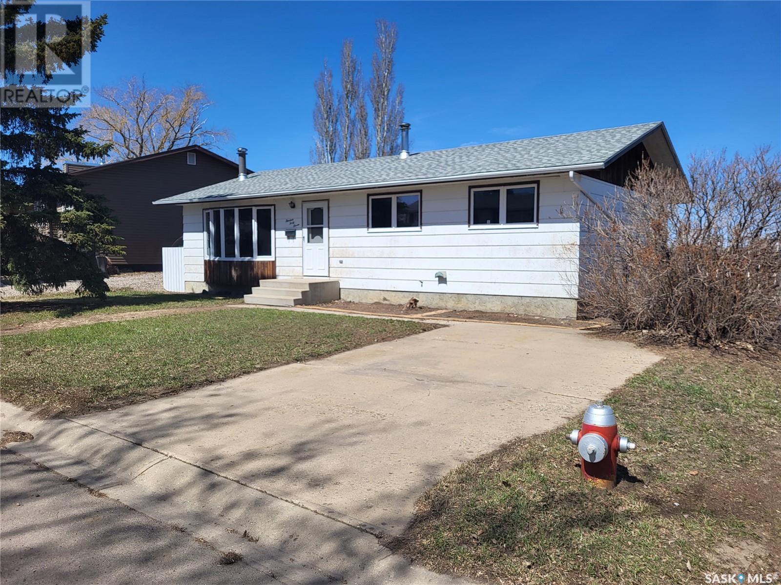 1347 Manitou Crescent, Moose Jaw, SK, House For Sale REW