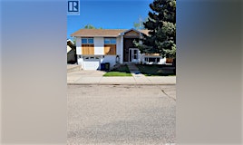 12 Bluebell Crescent, Moose Jaw, SK, S6J 1A2
