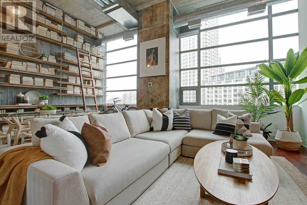 417-637 West Lake Shore Blvd  