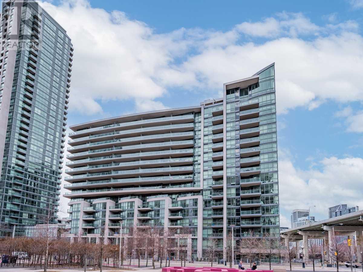 #482 -209 Fort York Blvd  