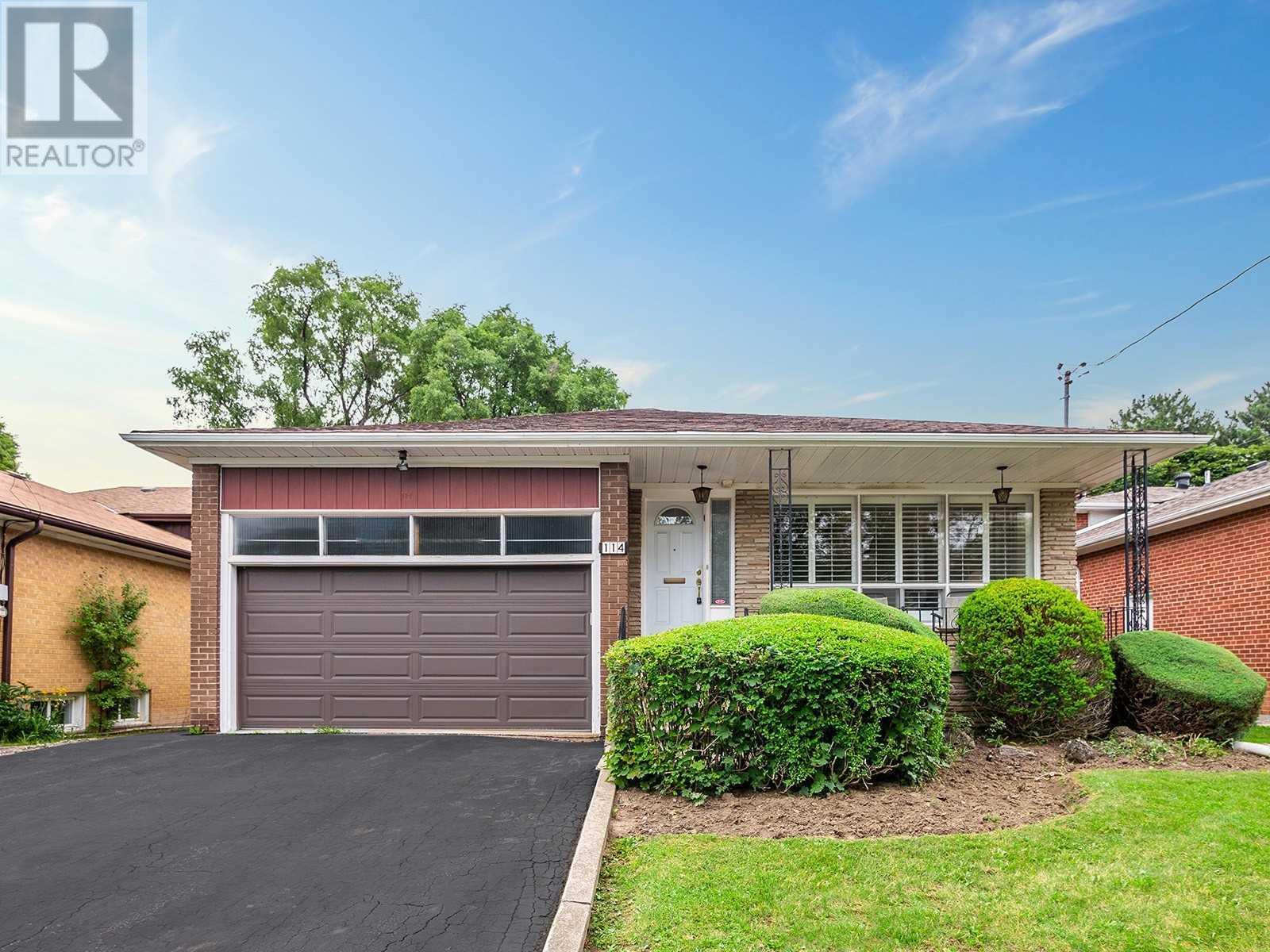 114 Rockford Road, Toronto, ON, M2R 3A7