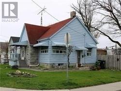 110AB Leyton Ave  