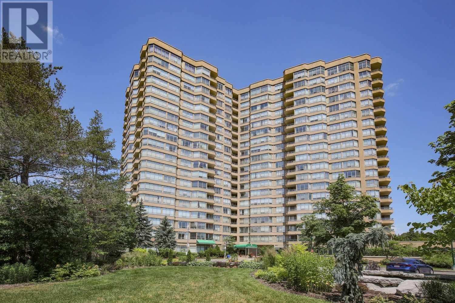 1210-175 Bamburgh Circle  