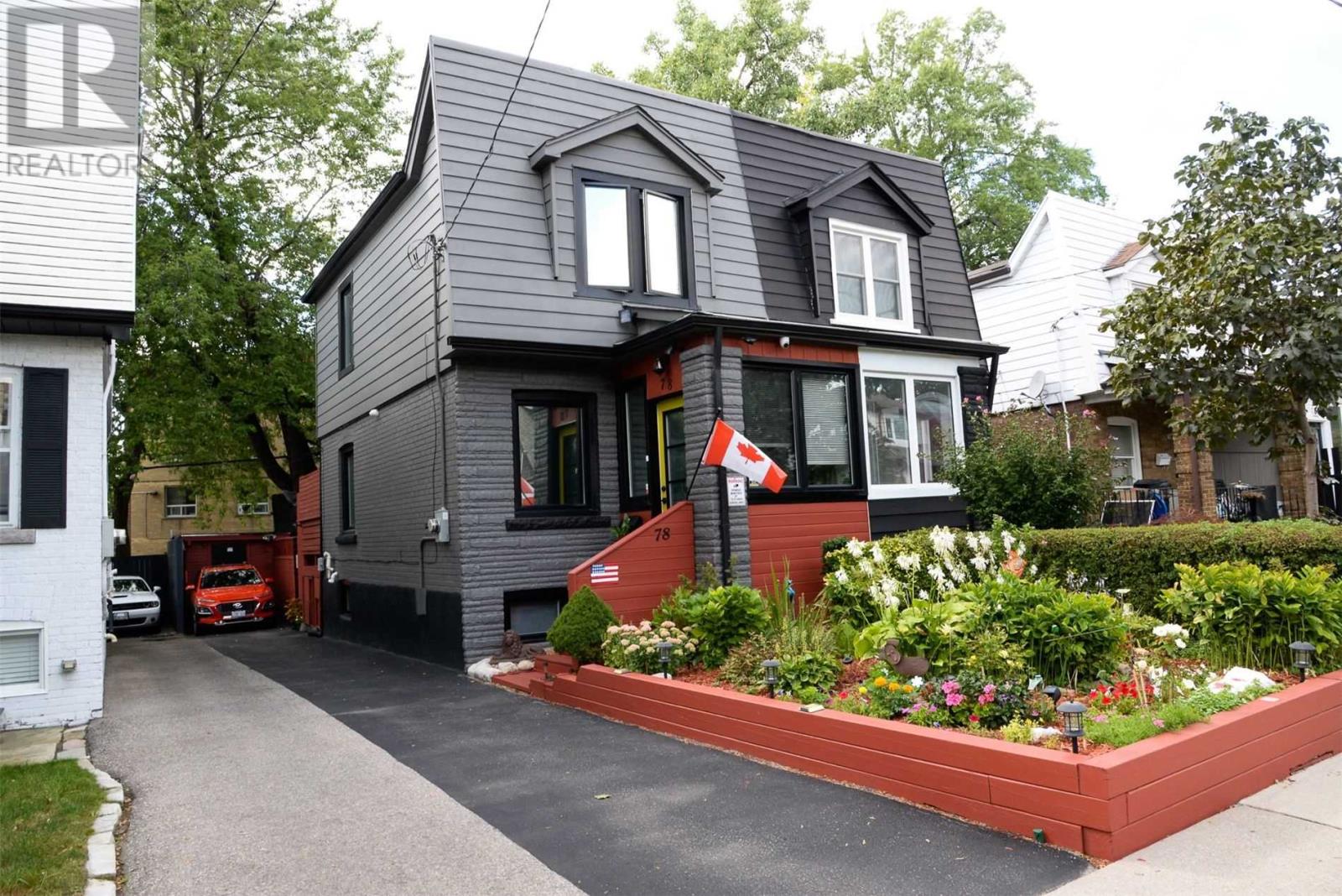 78 Hiltz Avenue, Toronto, ON, M4L 2N5