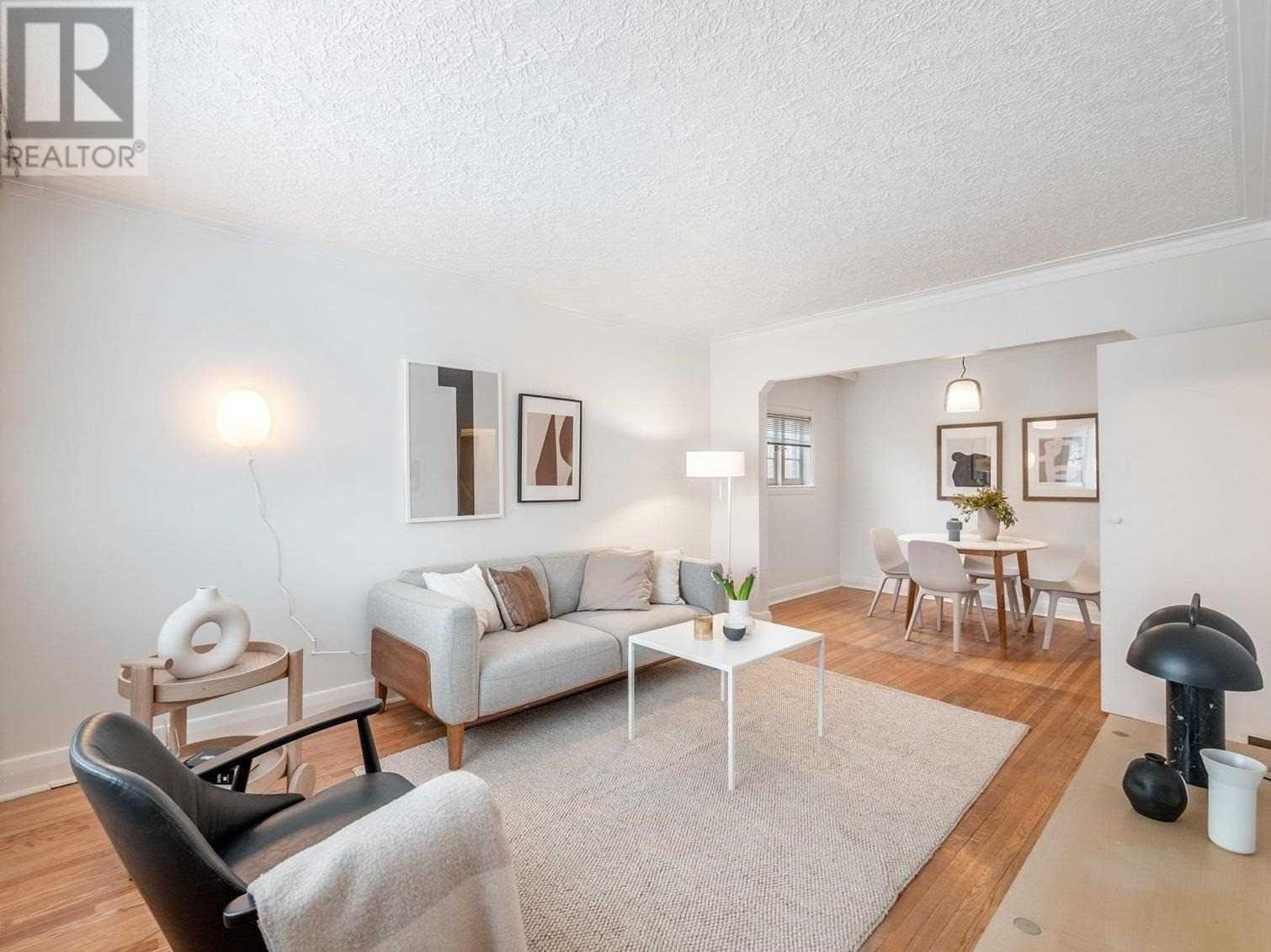 717 Pharmacy Avenue, Toronto, ON, M1L 3J4