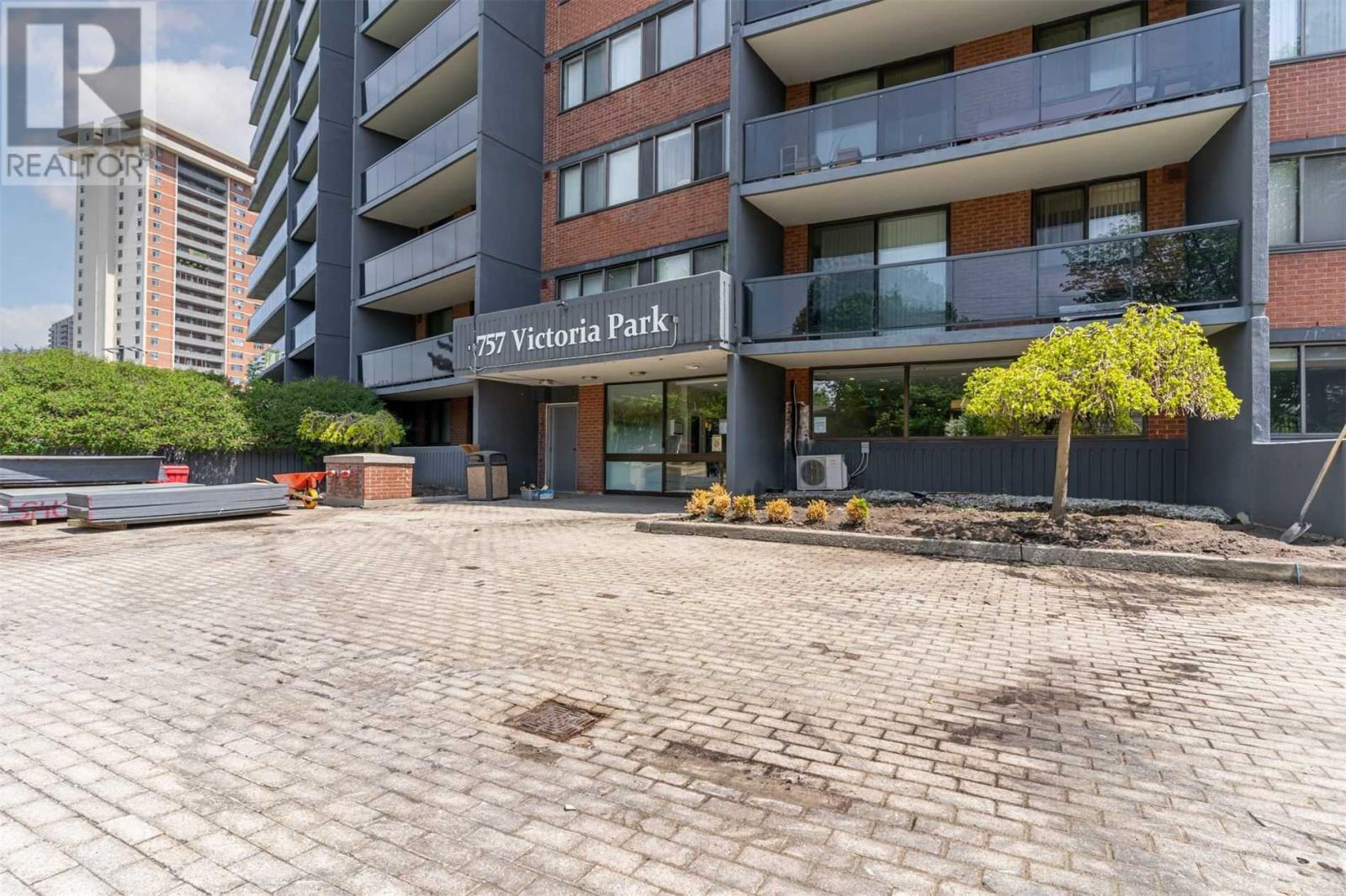 1603-757 Victoria Park, Toronto, ON, M4C 5N8