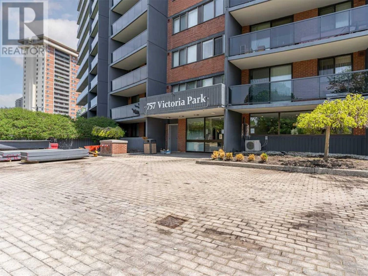 1603-757 Victoria Park, Toronto, ON, M4C 5N8