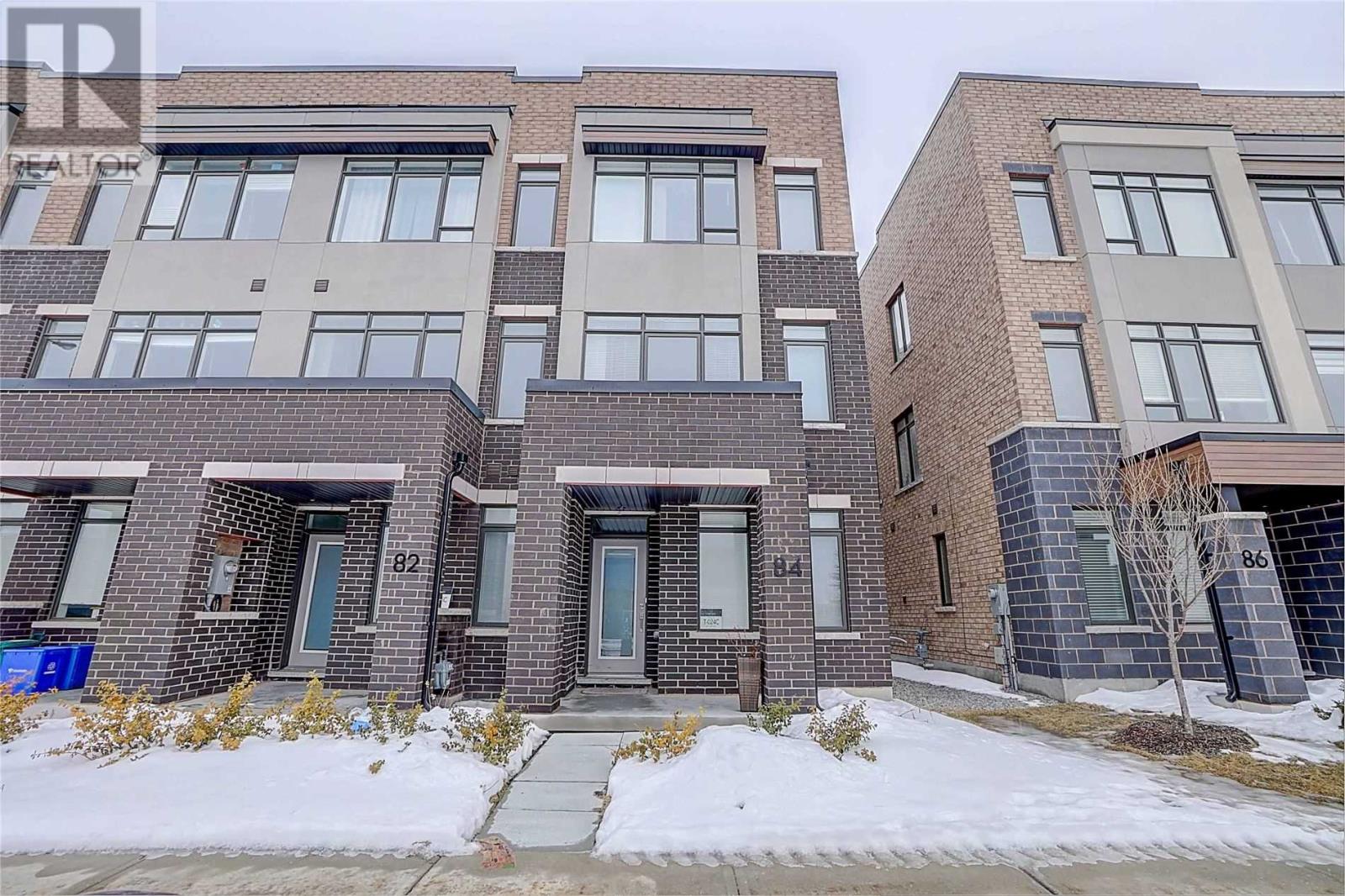 84 Troon Ave  