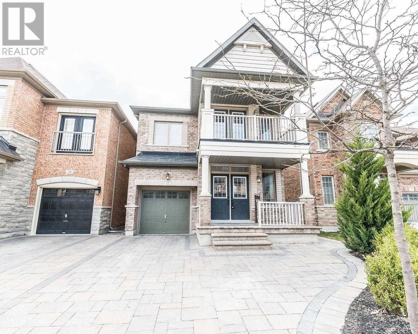12 Pelee Ave  