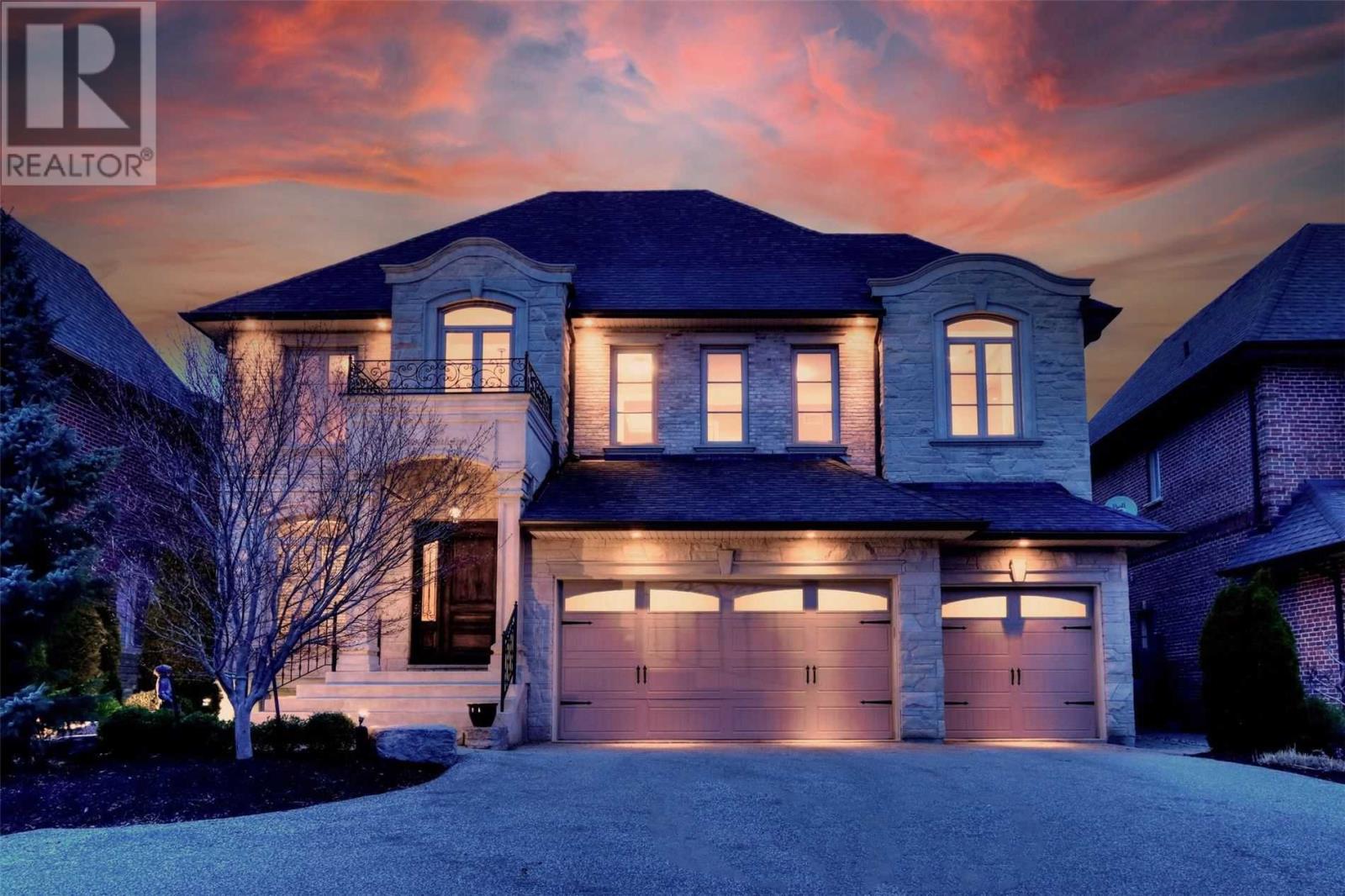 162 19th Avenue, Richmond Hill, ON, L4E 3P6