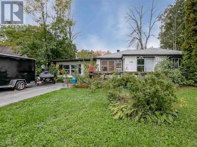 134 Cronsberry Road, Georgina, ON, L0E 1N0