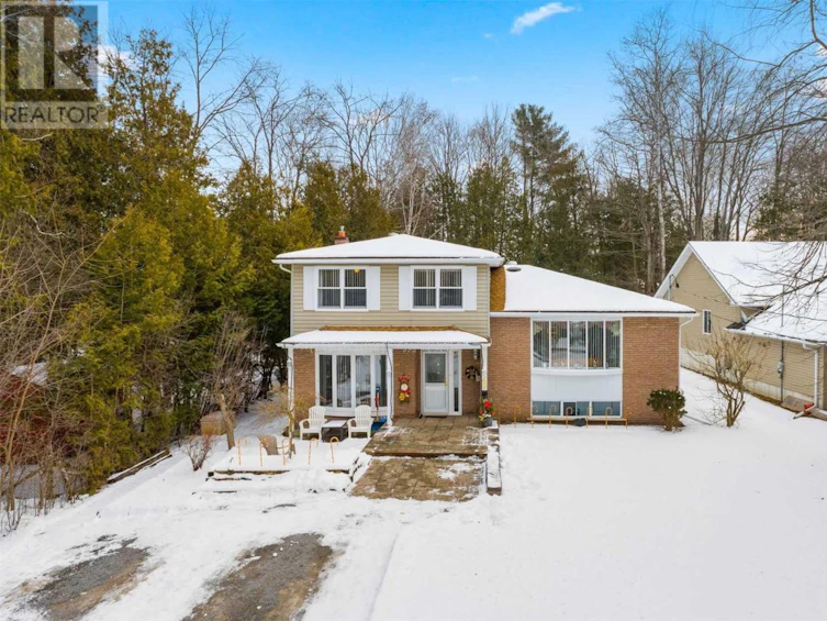 49 Beaverdale Crescent, Georgina, ON, L0E 1N0