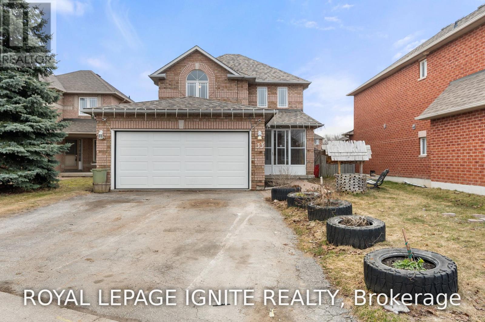 33 Rinaldo Road, Georgina, ON, L4P 3X9