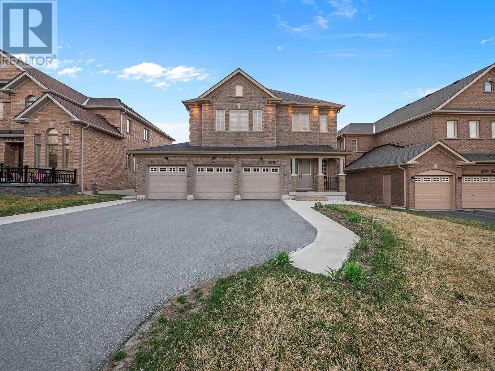 878 John Street, Innisfil, ON, L0L 1K0