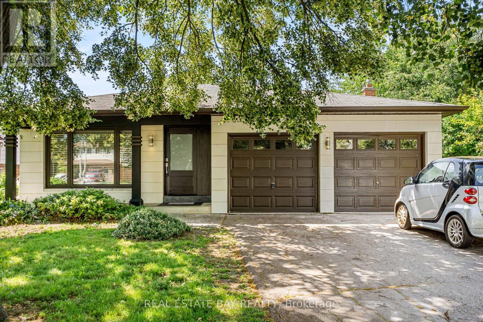 51 Royal Orchard Boulevard, Markham, ON, L3T 3C7
