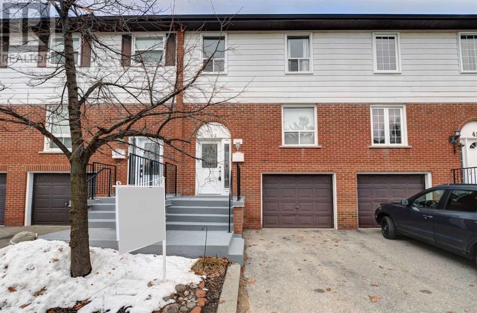 42-2445 Homelands Dr  