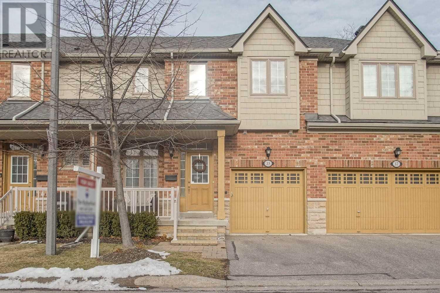 35-1633 Northmount  