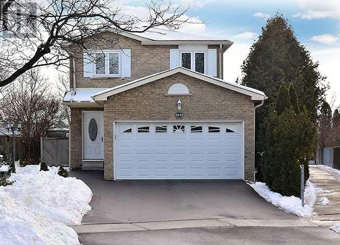 3172 Harris Cres  