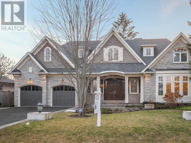 352 Salisbury Drive, Oakville, ON, L6L 3W4