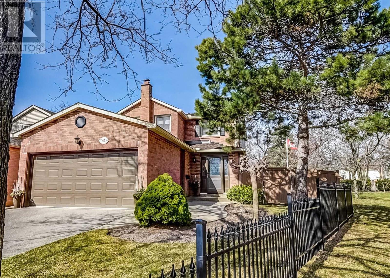 3073 Keynes Crescent, Mississauga, ON, L5N 2Z9