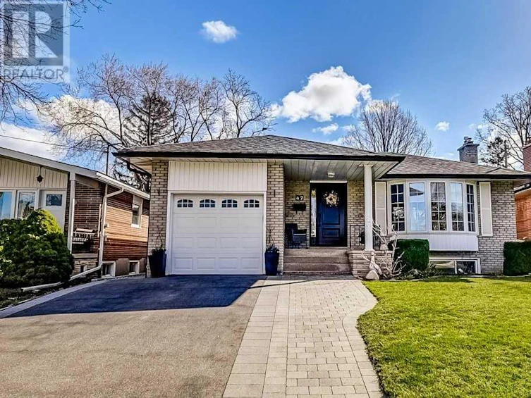 47 Archerhill Drive, Toronto, ON, M9B 5P2